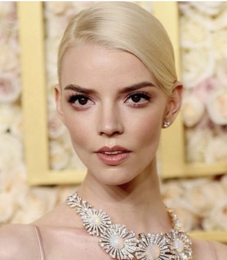 Meet Beauty Sandwich by Ivan Pol Elevate Women Snatch Look